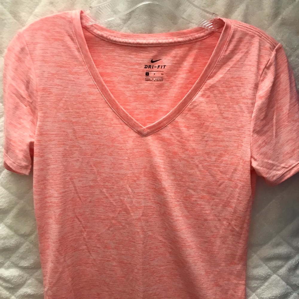 NIKE DRI-FIT